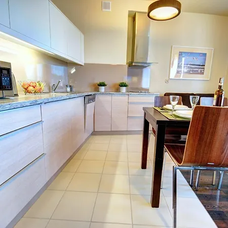 Helapart - Foka Appartement *